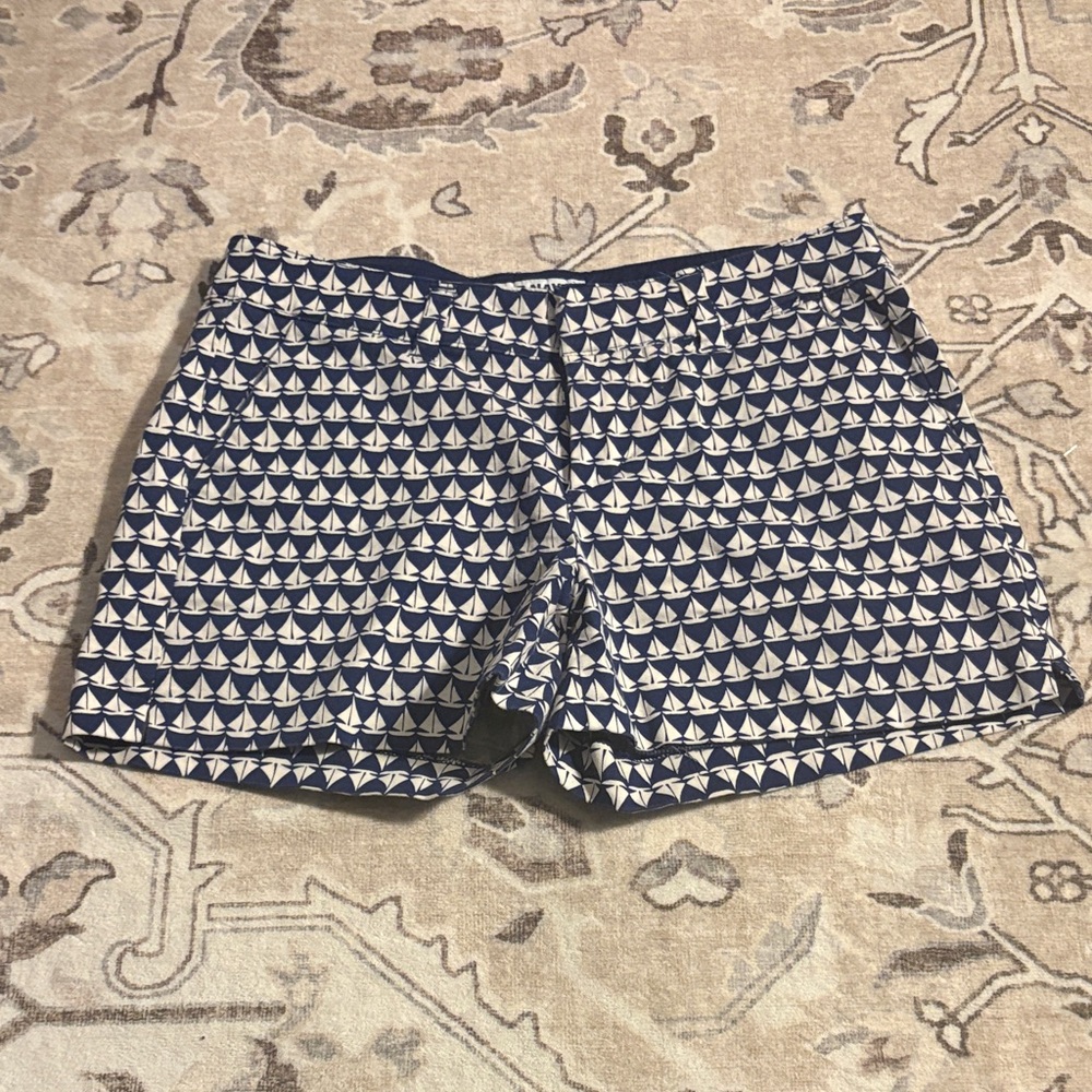 Old Navy Blue Sailboat Print Women's Shorts size 0